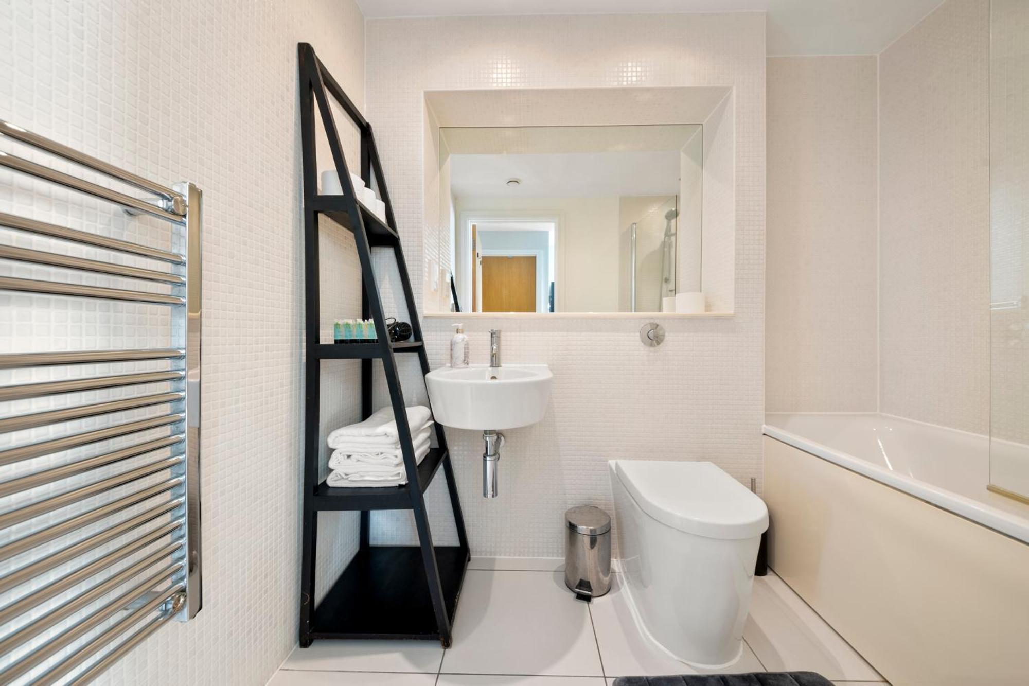 Londwell, Canary Wharf Skyline Balcony Suite 伦敦 外观 照片